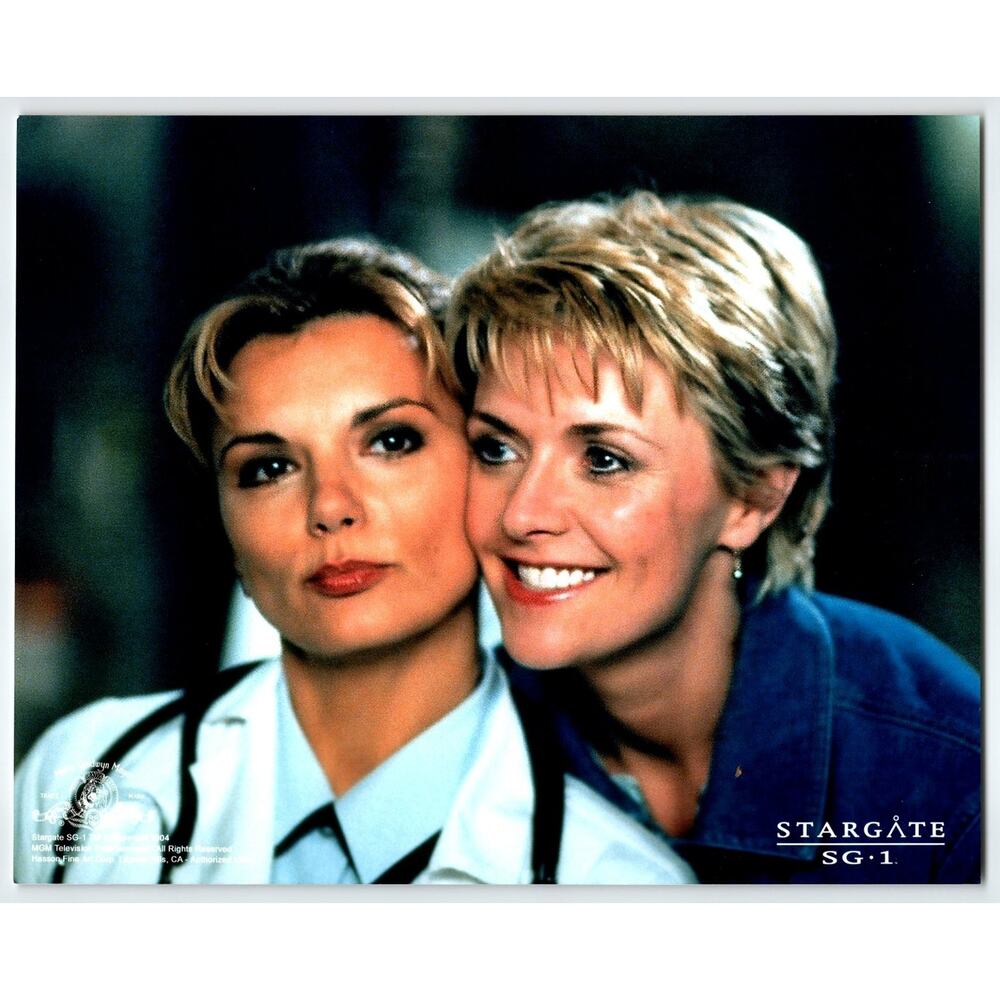 2004 Stargate SG-1 Press Photo Amanda Tapping Torri Higginson MGM TV